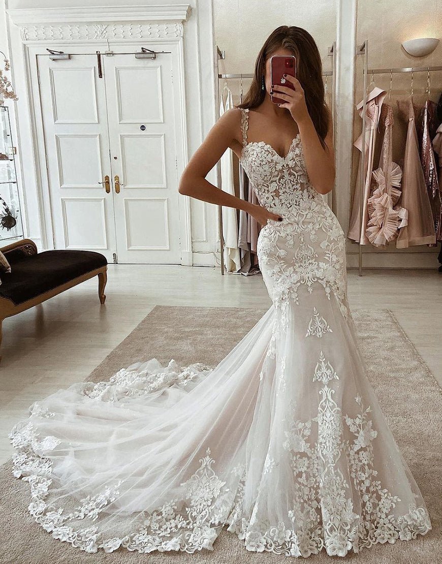 Mermaid wedding dress with straps hotsell