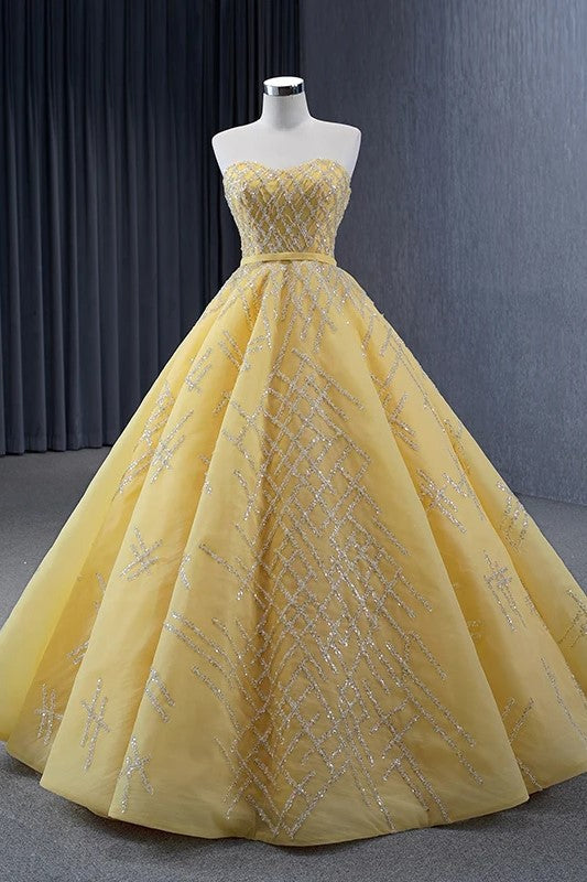 Yellow gown for fashion women