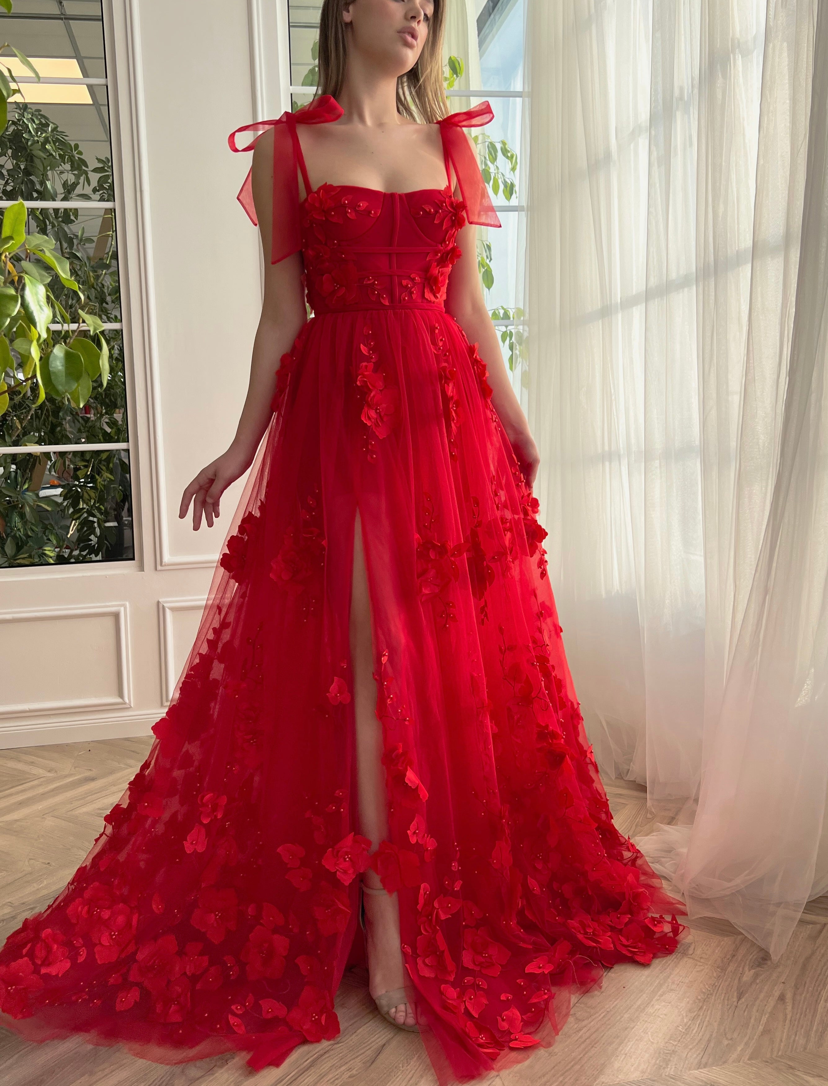 Cameron | Scarlet Lace A-line 3D Flower Long Prom Dress With Slit | KissProm