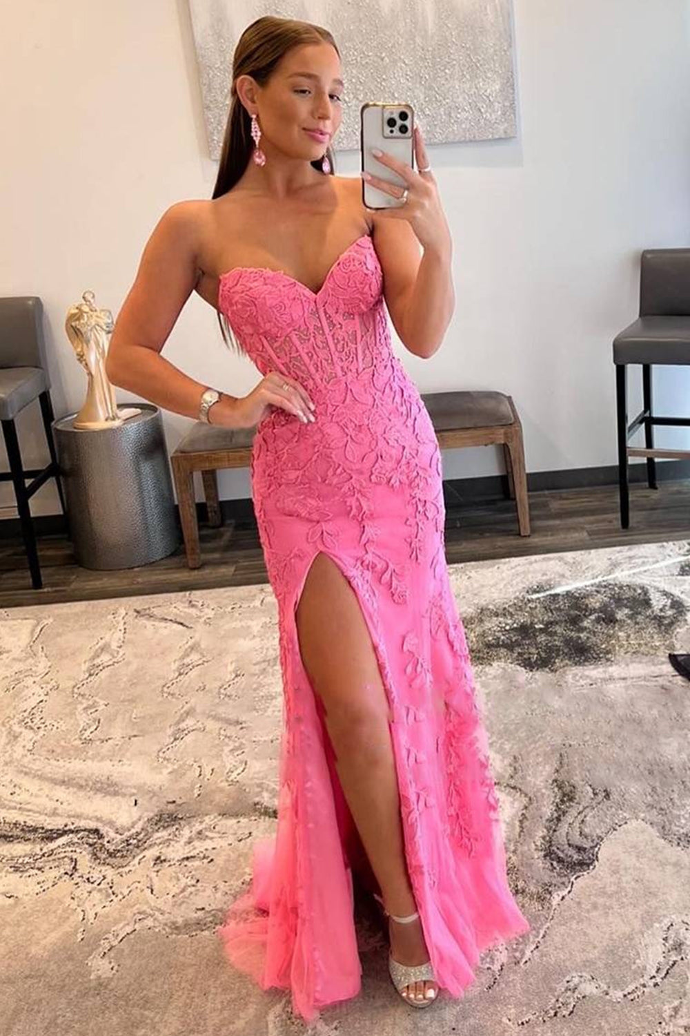 Tight pink hotsell prom dress