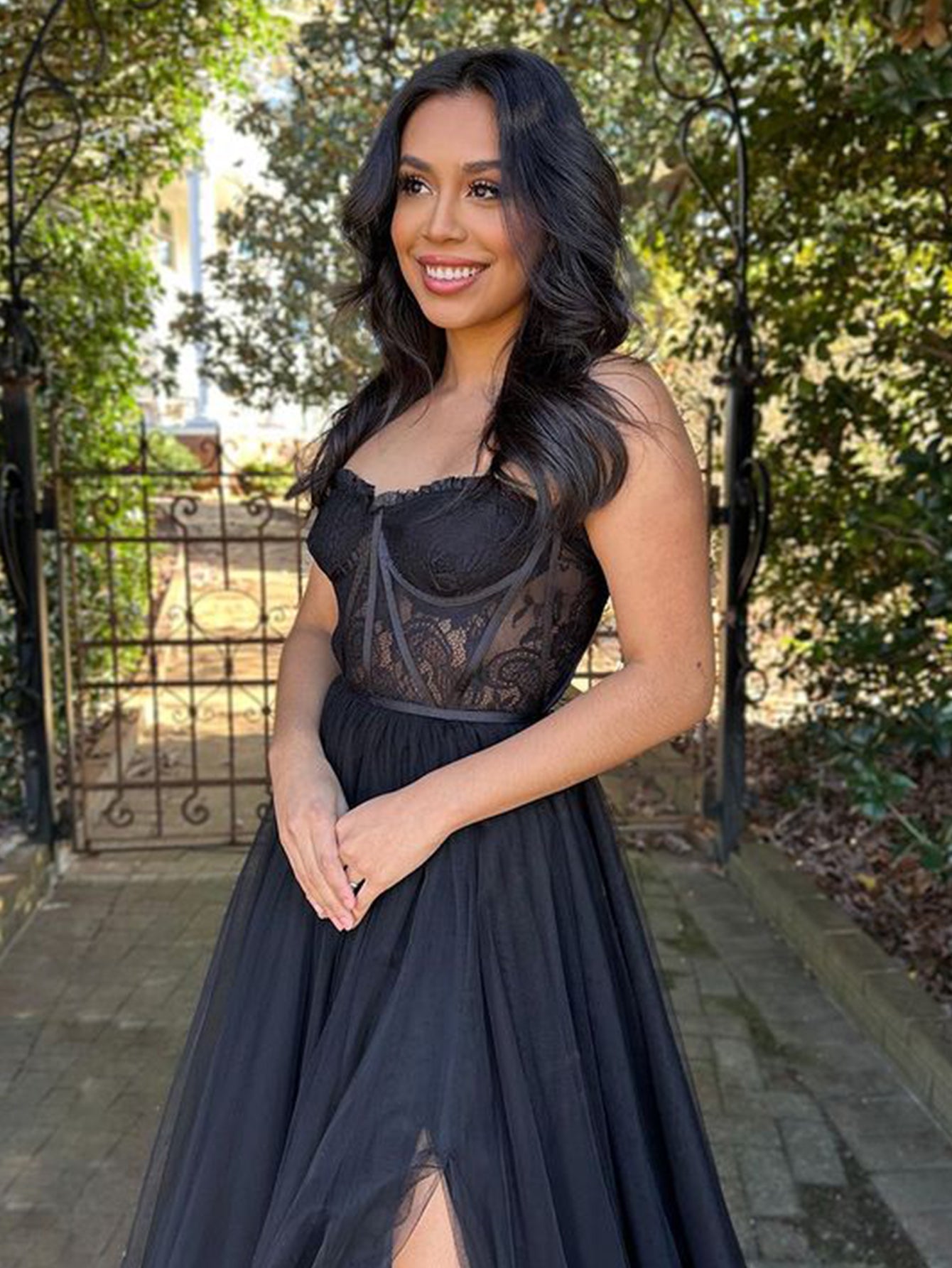 Black Lace Top Prom Dresses