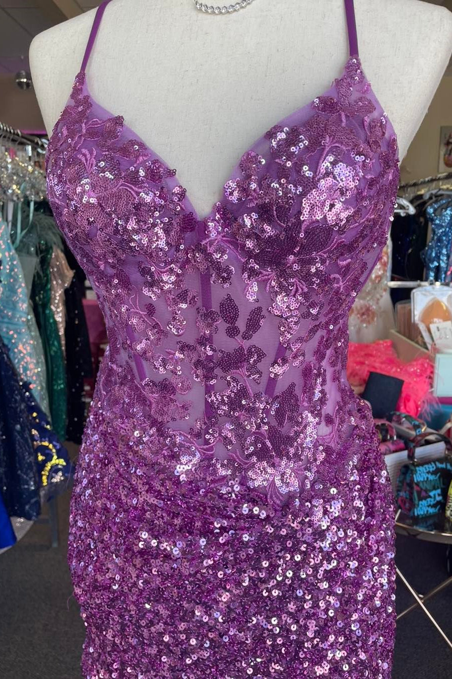 Othello | Sparkle Appliques Sequin Bodycon Lilac Homecoming Dress