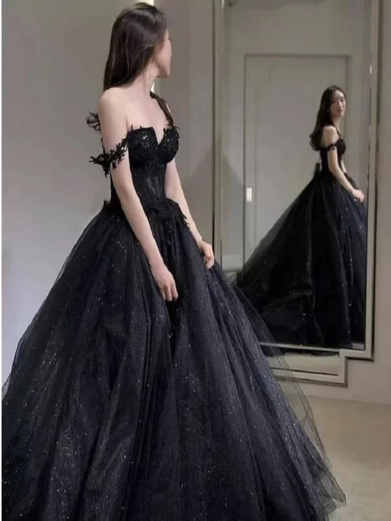 A Line Black Gothic Wedding Dresses Off the Shoulder Lace Tulle | KissProm