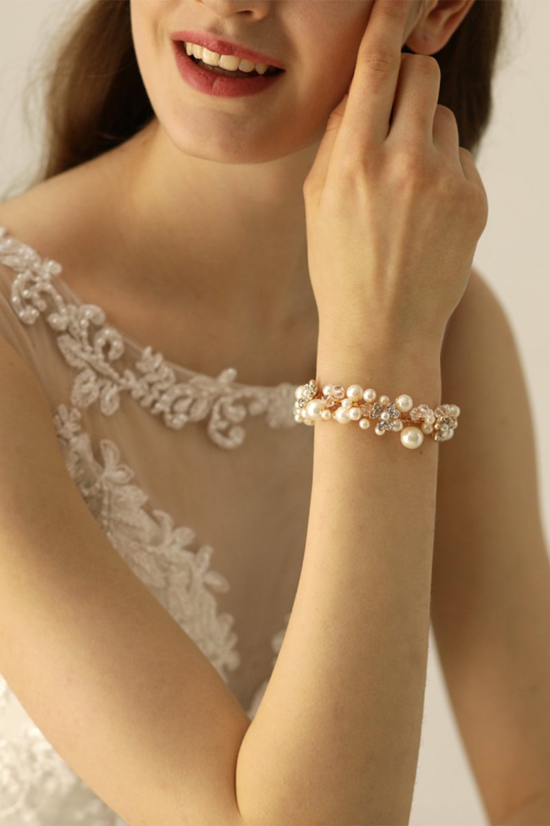 Bride and Bridesmaids Sisters Pearl Wrist - KissProm