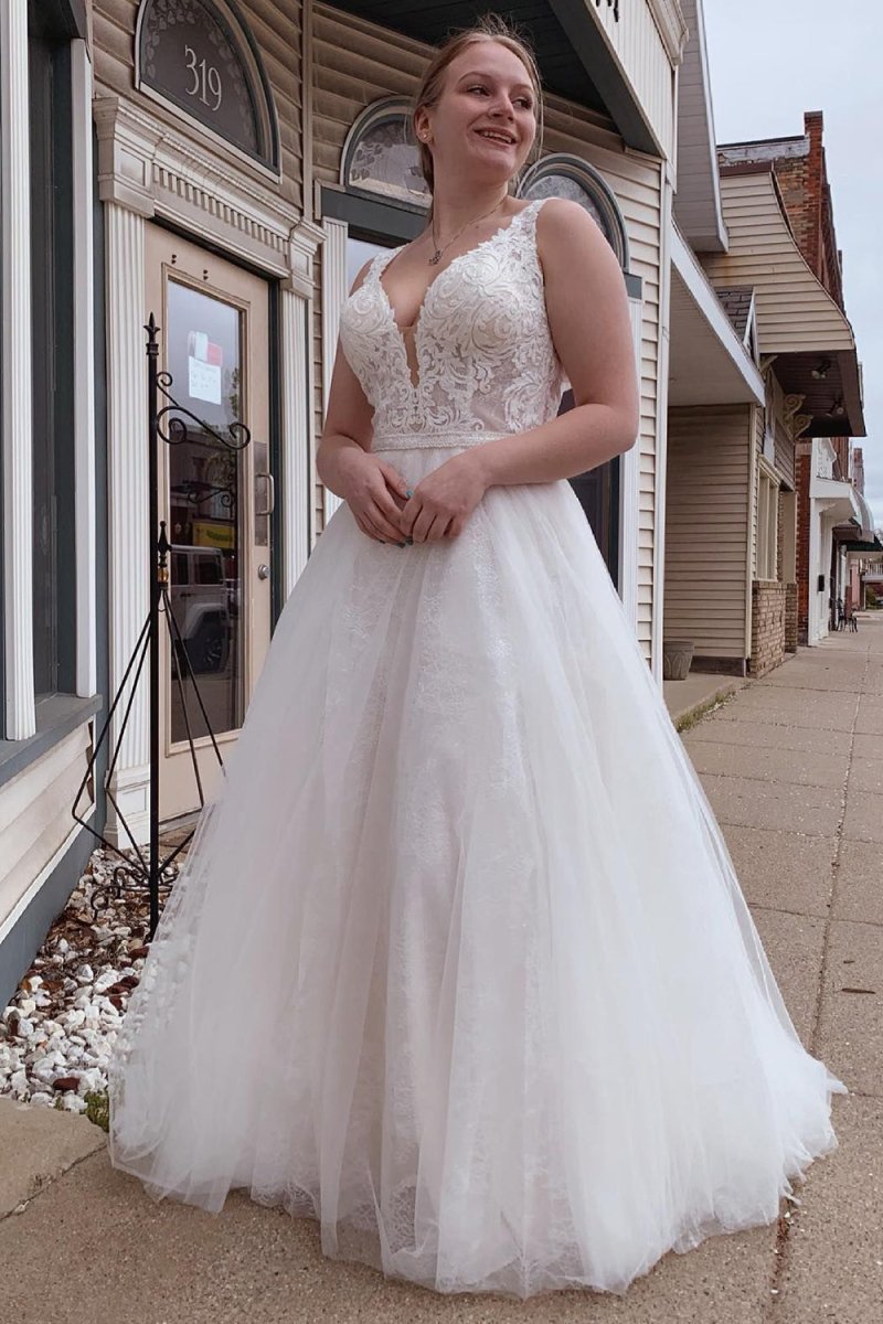 Roselyn | A - Line Tulle Sparkly White Wedding Dress with Appliques - KissProm