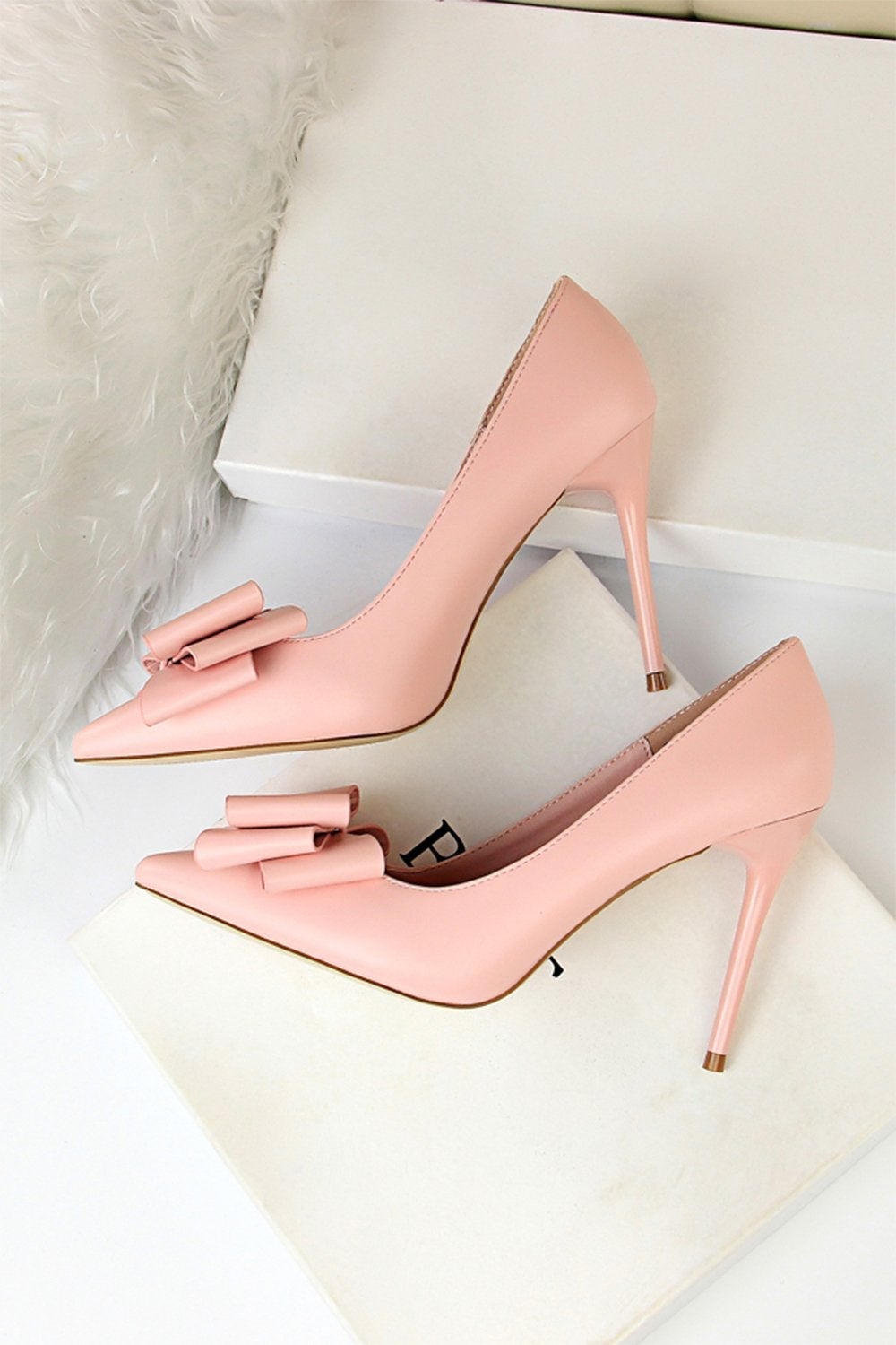 Fashion pink and navy heels