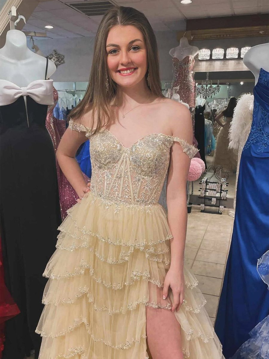 Scout | A - Line Sweetheart Champagne Tulle Prom Dresses with Appliques - KissProm