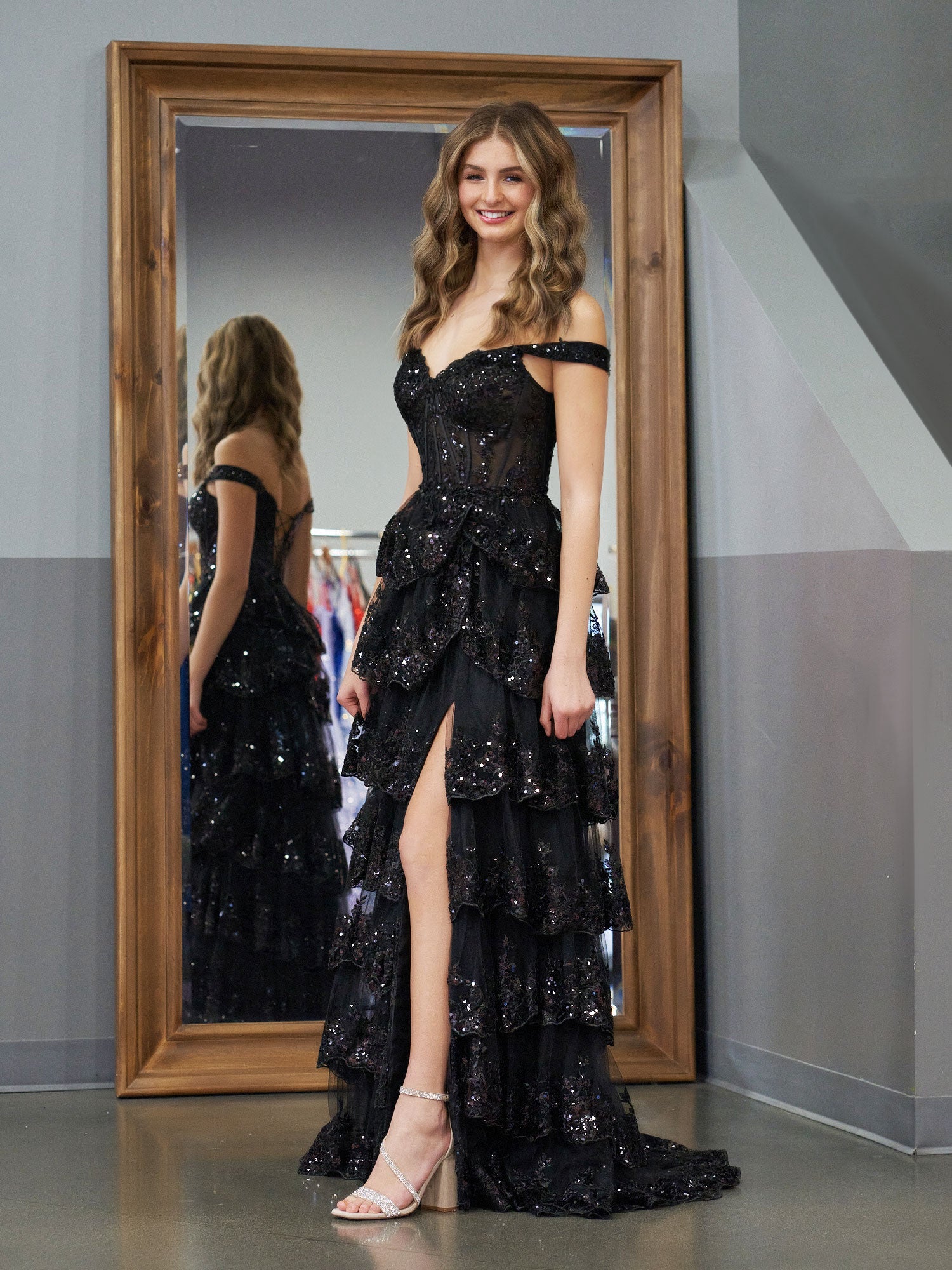 black princess sweetheart prom dress