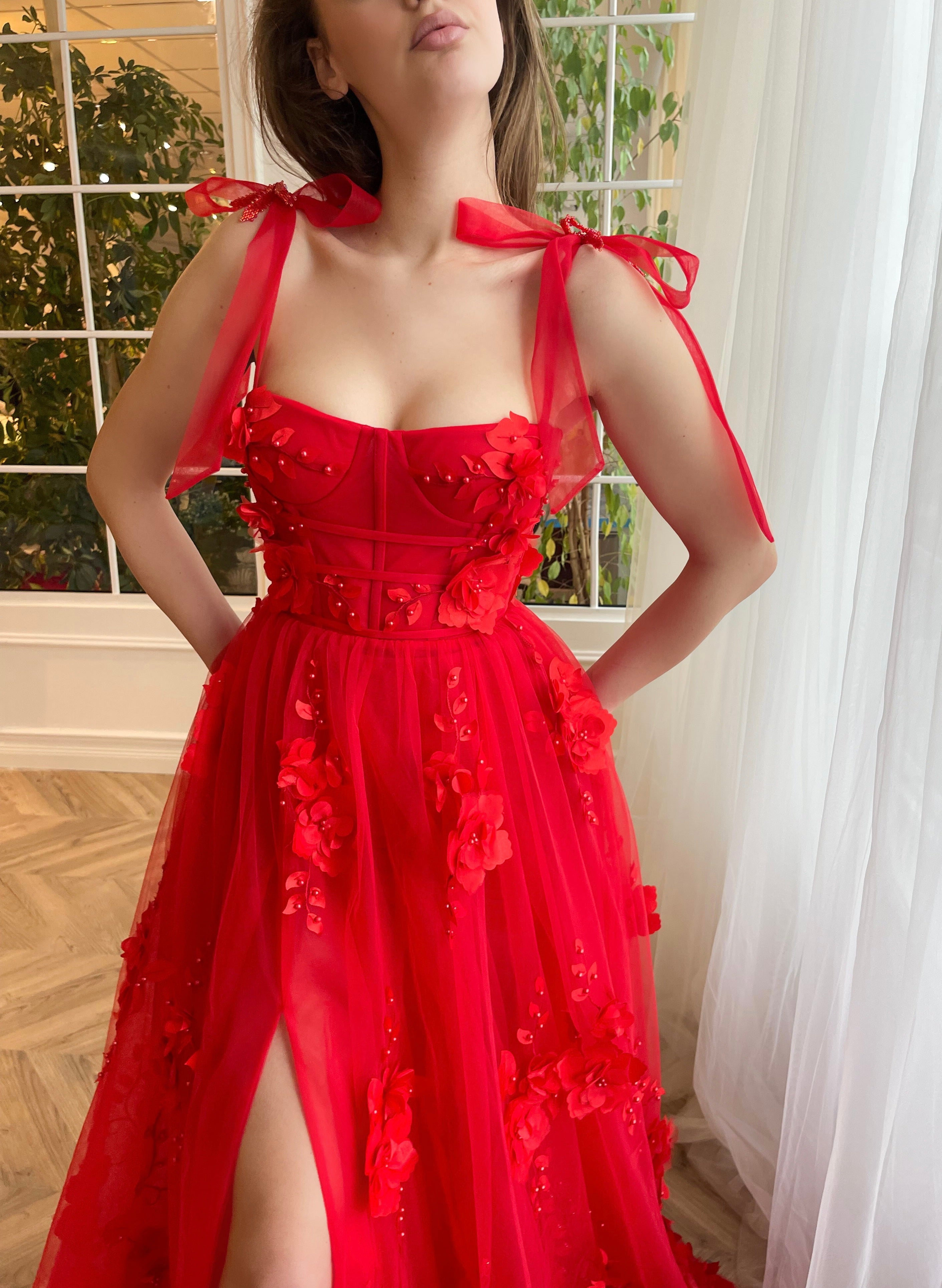 Cameron | Scarlet Lace A-line 3D Flower Long Prom Dress With Slit | KissProm