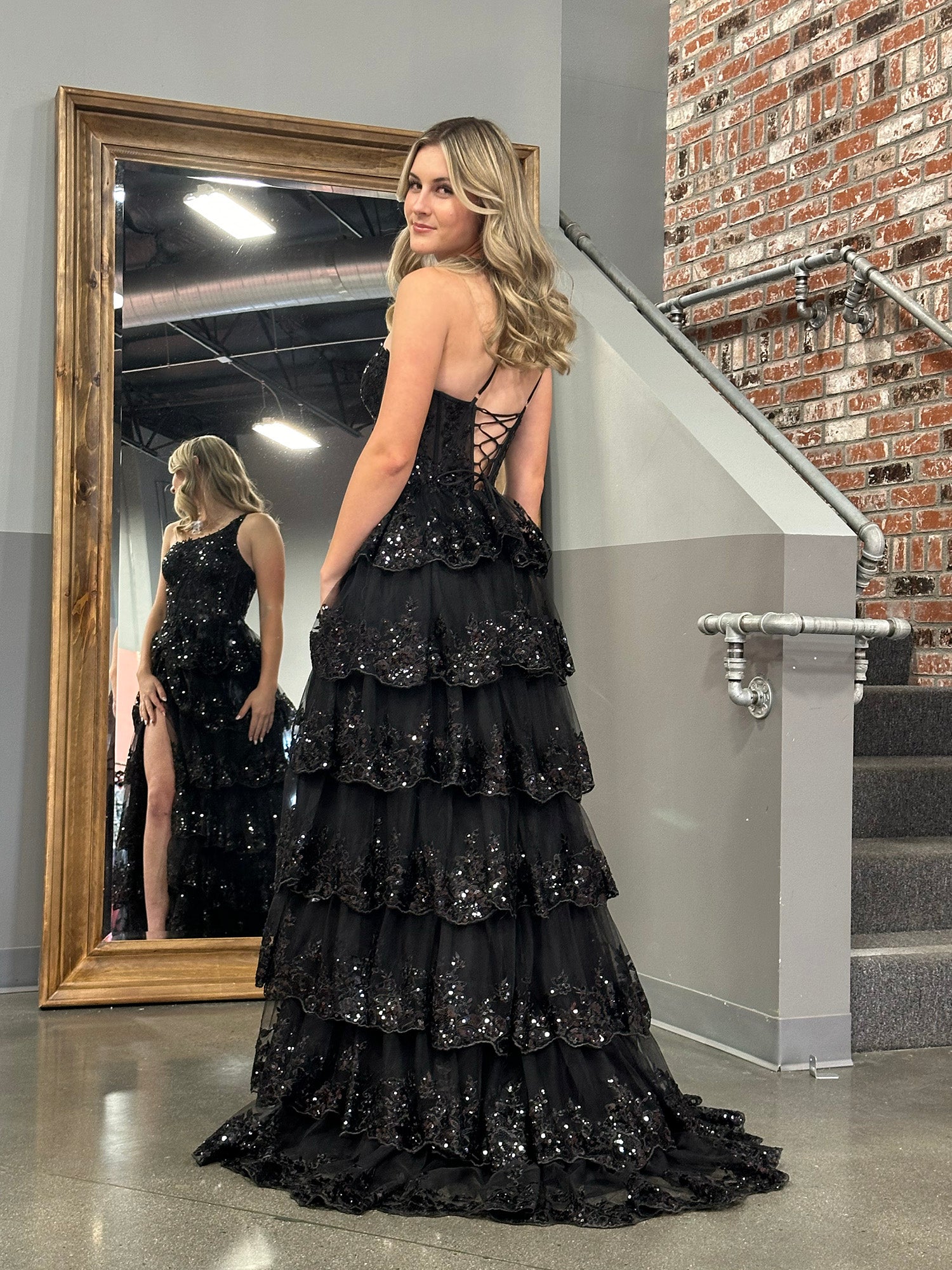 Black lace long prom clearance dress