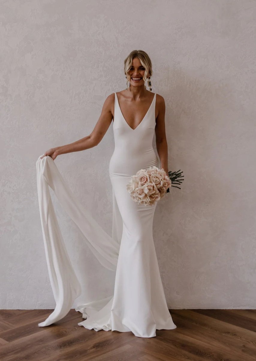 Jaylynn | Mermaid Deep V - Neck Backless White Wedding Dress - KissProm