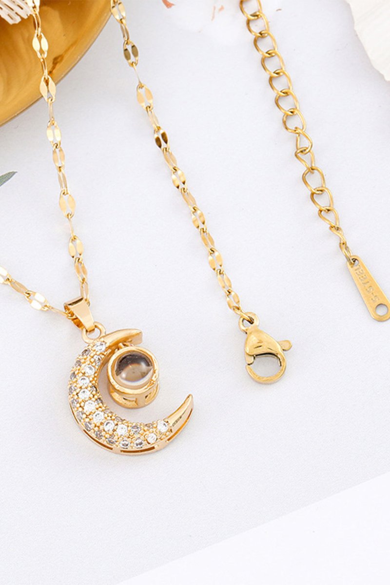 Golden Moon Necklace - KissProm