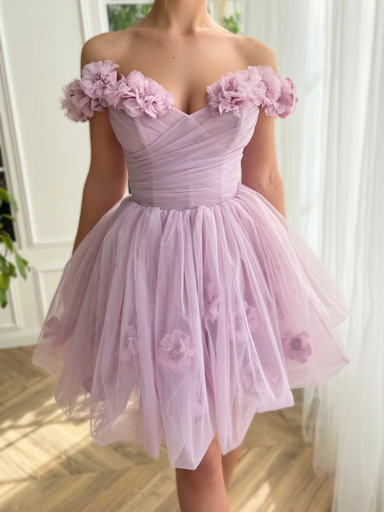 Off the shoulder outlet short tulle dress